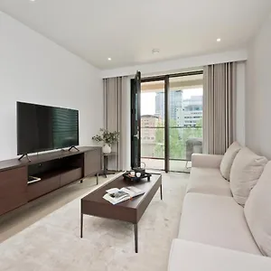 Elegant And Modern In Canary Wharf Right Next To Thames Apartment London